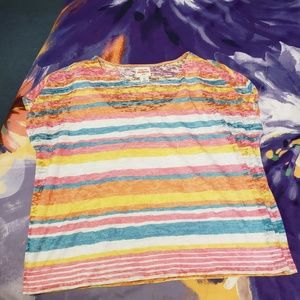 Colorful short sleeve top